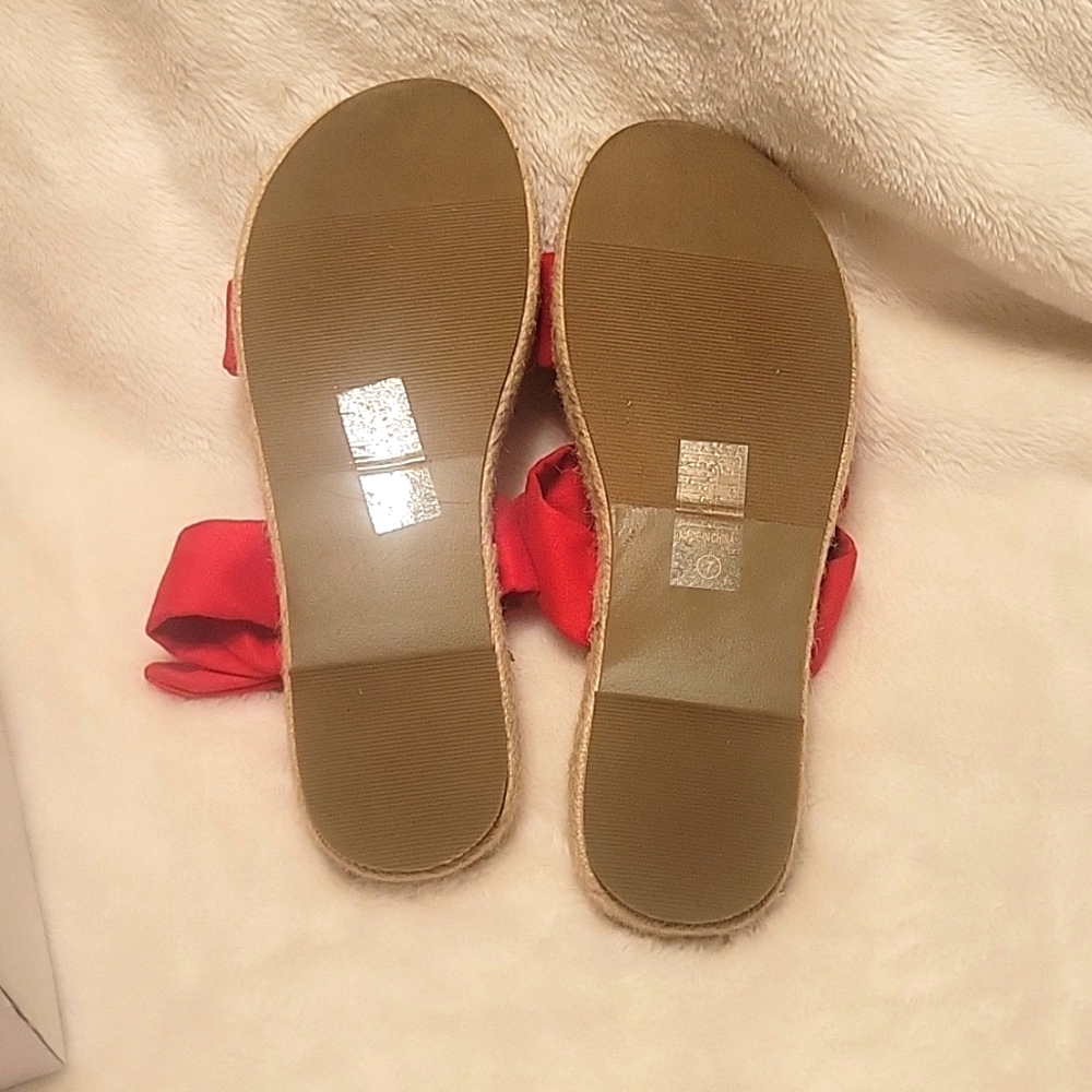 Red Sandals - Picture 3 of 3